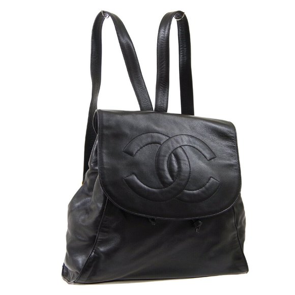 CHANEL Handbags - CHANEL Jumbo CC Chain Drawstring Backpack Bag